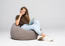 How to Clean Bean Bag: Quick & Easy Refresh Tips